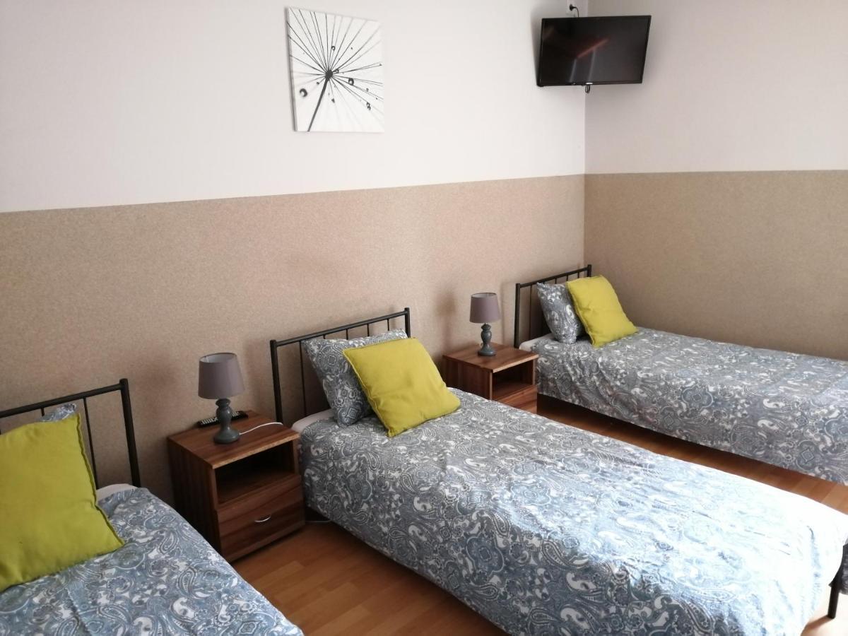 Pokoje Goscinne Z Prywatna Lazienka Dla Firm Hlivice Exteriér fotografie